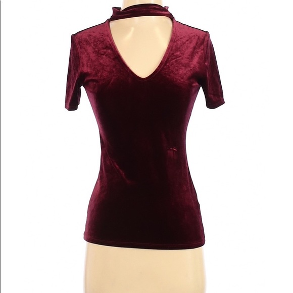 🌺 AMBIANCE VELVET RED BLOUSE - Picture 2 of 3